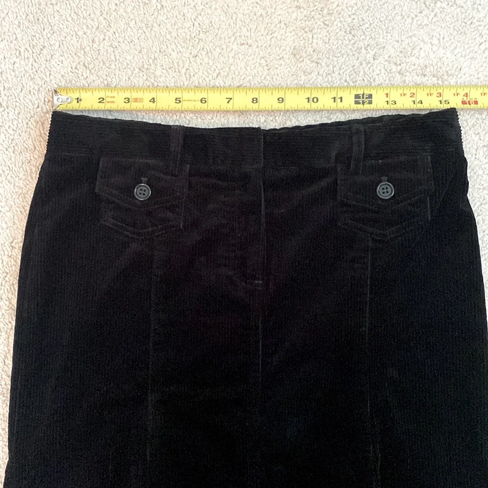 Theory Black Corduroy Skirt Scalloped‎ Hem Mini Skirt Women's Size 6 Designer